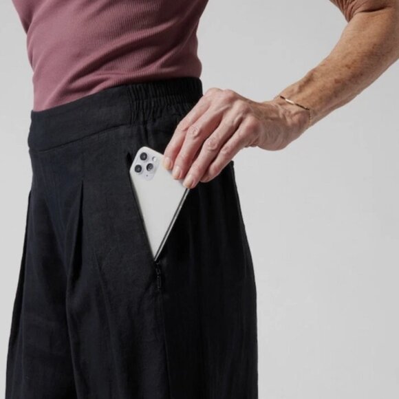 Athleta Playa Linen Wide Leg Crop Pant in Black - 12 - Picture 2 of 9